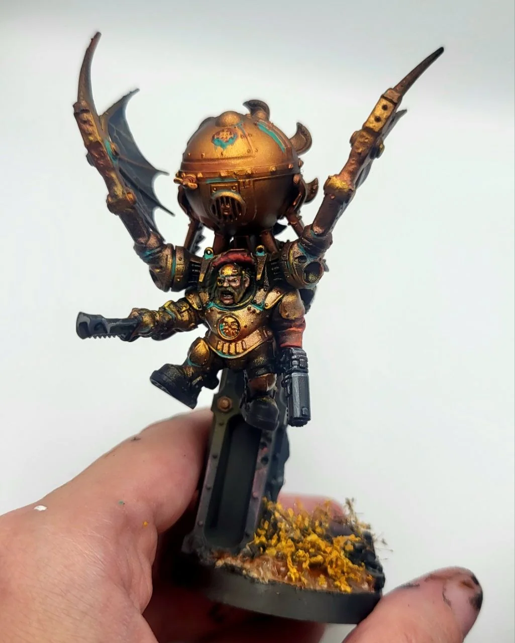 Пофарбована мініатюра Warhammer з реактивним ранцем